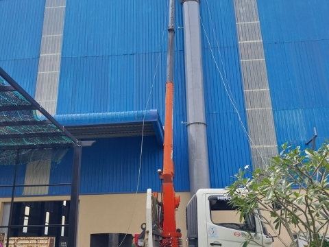 THUÊ XE CẨU QUẬN 4